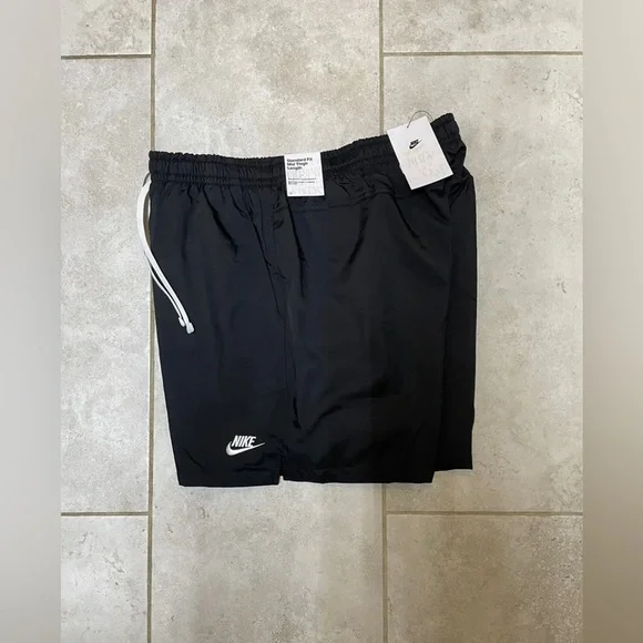 Men's Nike Sportswear Woven Flow Black Shorts new with tags DR5678-010 - Picture 4 of 6